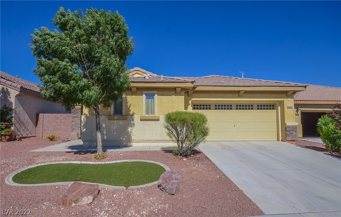 Foto principal - 8044 Slate Falls St