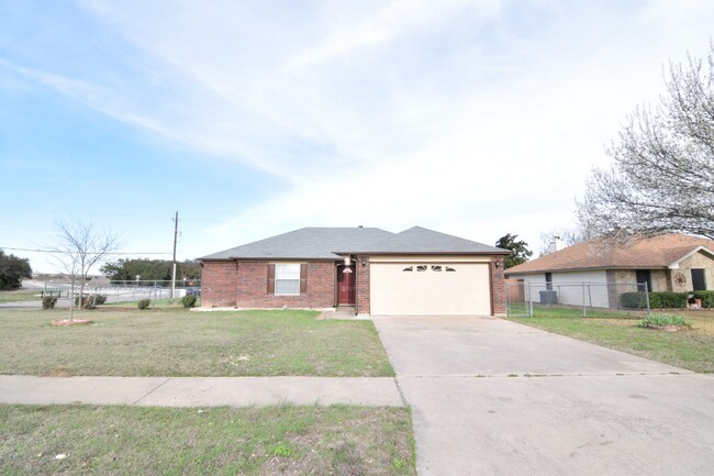 Building Photo - 5002 Acorn Creek Trail