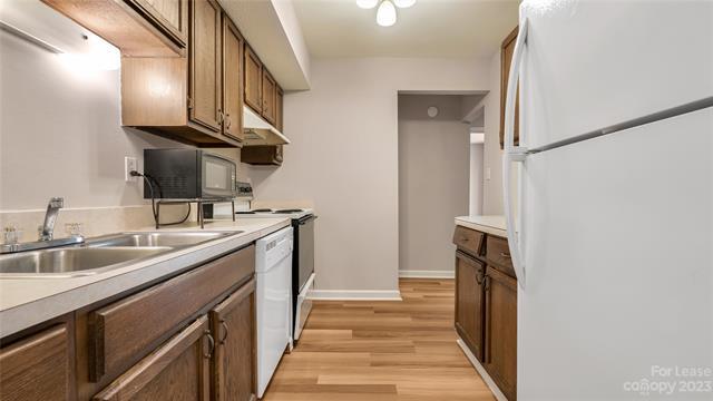 Foto del edificio - 6927 Stonington Ln