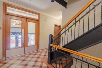 Building Photo - 2100 Rue du Fort Building Photo - 2100 Rue du Fort