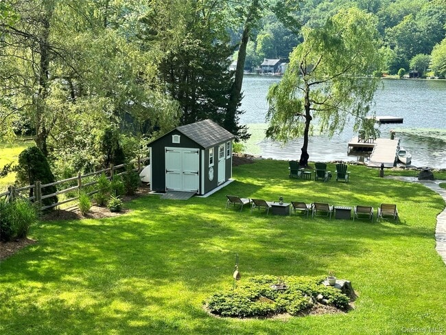 Building Photo - 34 Twin Lakes Rd