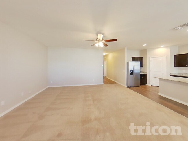 Building Photo - 37334 W Capri Ave