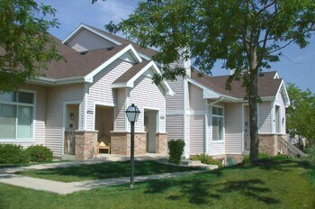 Primary Photo - Manchester Townhomes