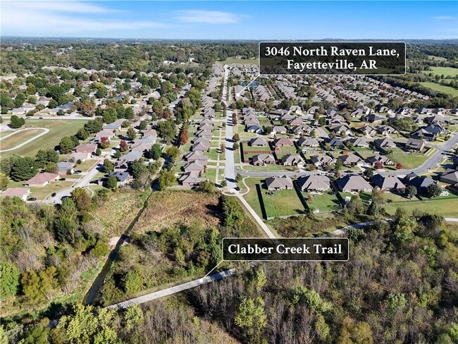 Building Photo - 3046 N Raven Ln