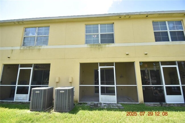 Building Photo - 37667 Aaralyn Rd