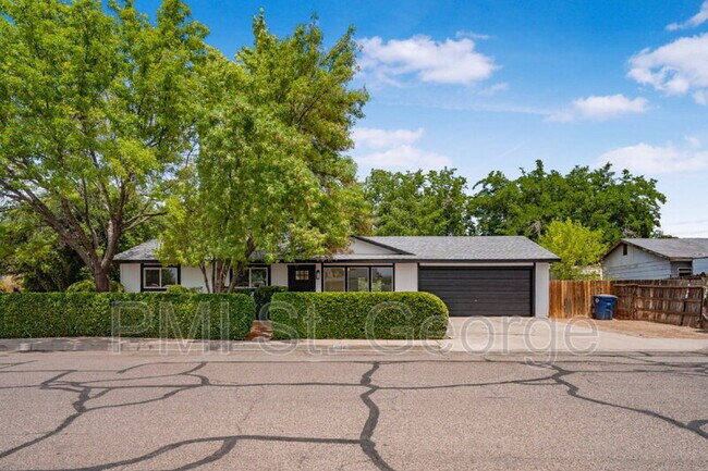 Building Photo - 1098 N 1900 W
