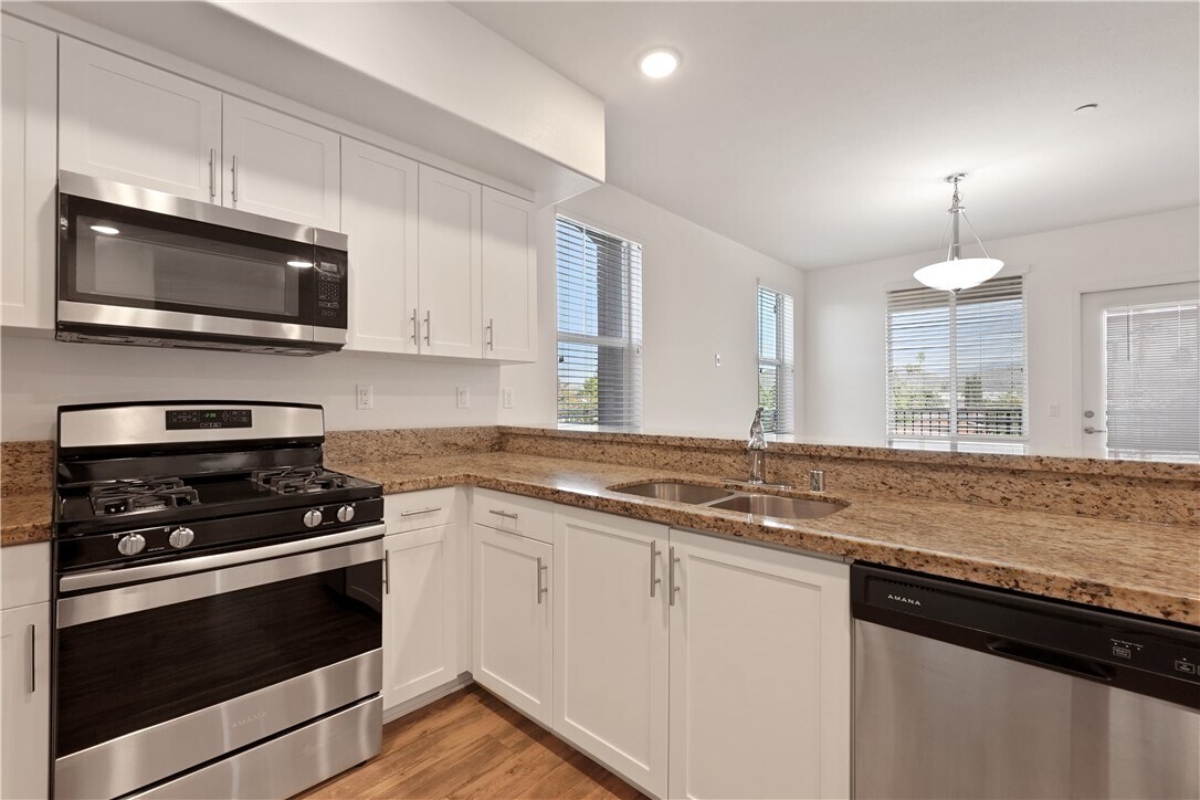 Foto principal - 184 N Prospect St