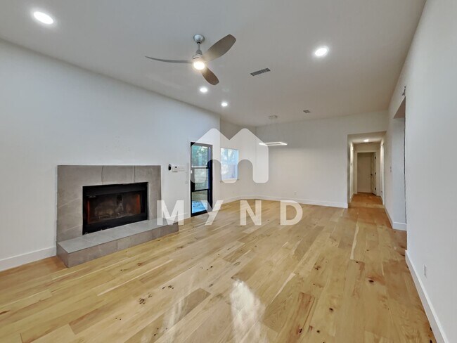Foto del edificio - 12315 Turtle Rock Rd Unit A