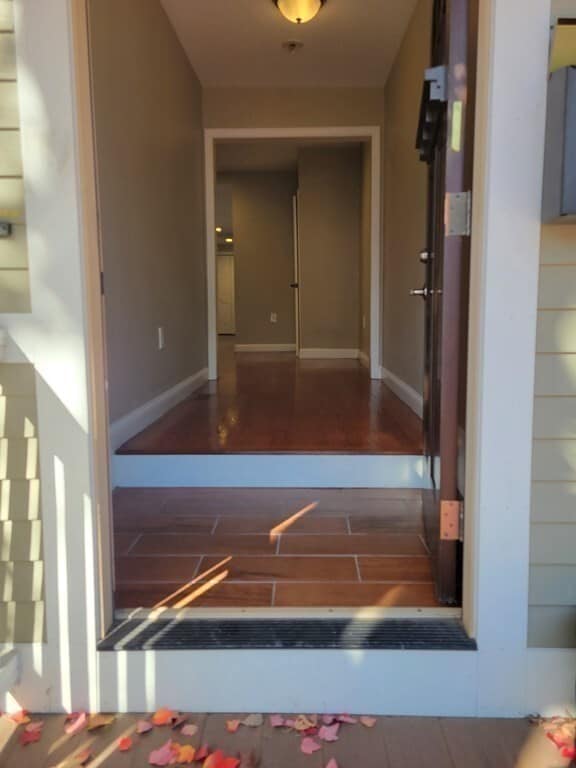 Building Photo - 3 Pearl St