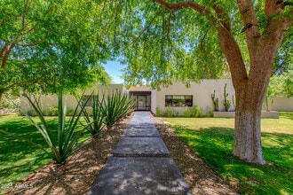 Building Photo - 3601 N 55th Pl