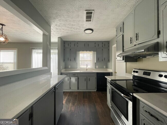 Building Photo - 3076 Mill Falls Ct