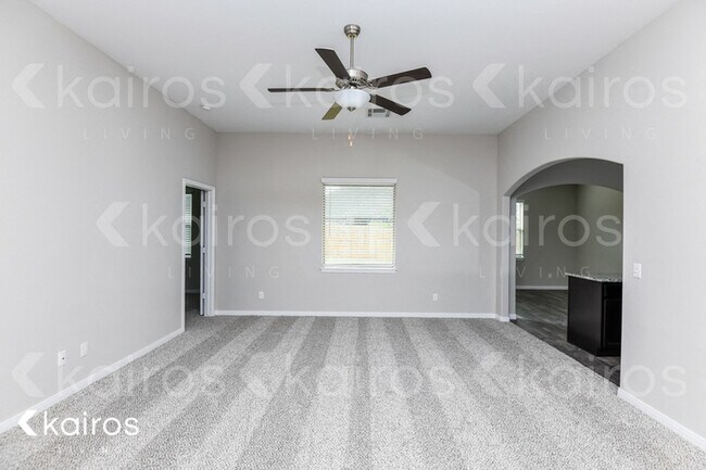 Foto del edificio - 316 E Georgia Terrace