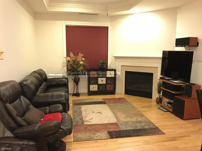 Foto del edificio - 630 Hammond St