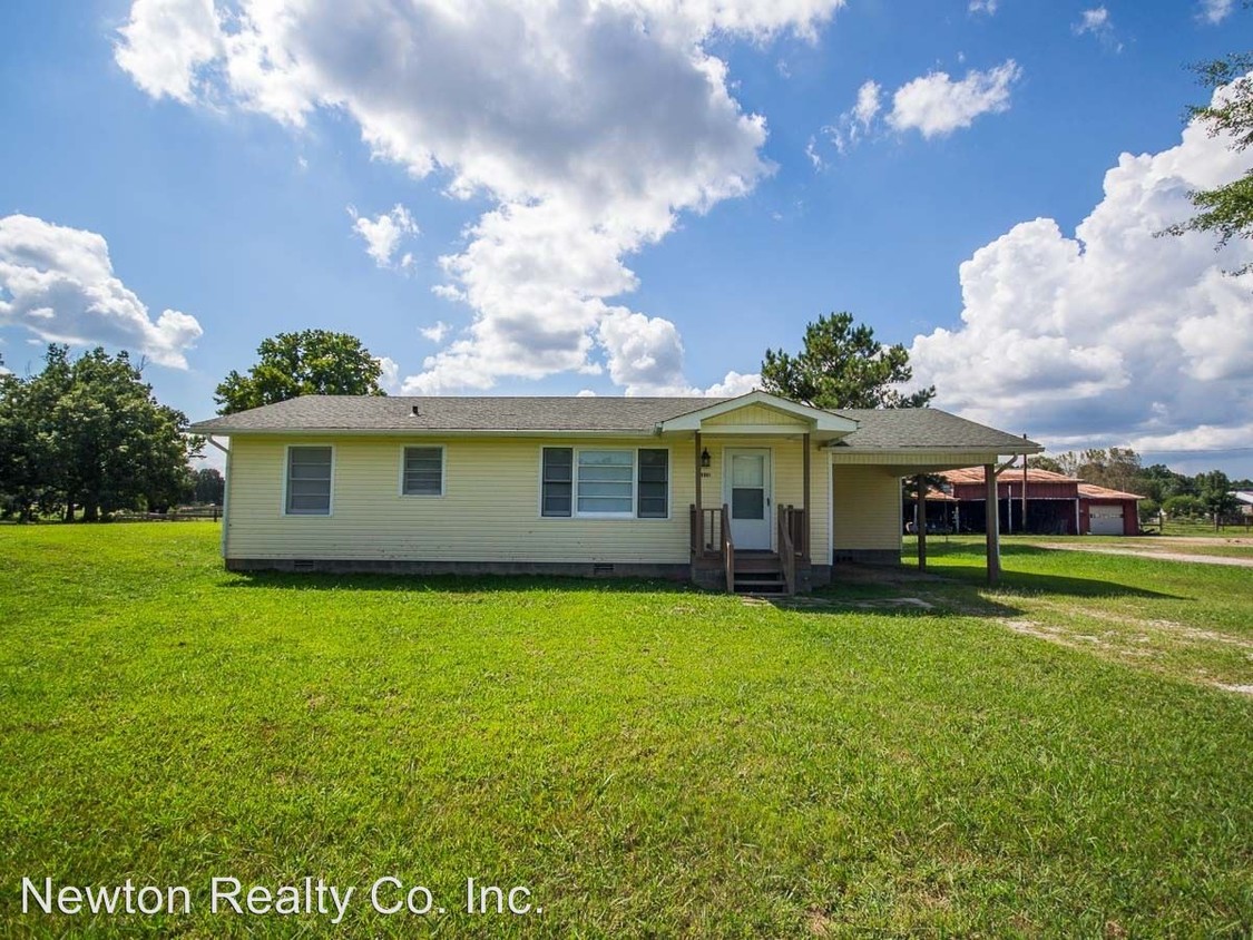 Foto principal - 3 br, 1 bath House - 25901 Oak Grove Road