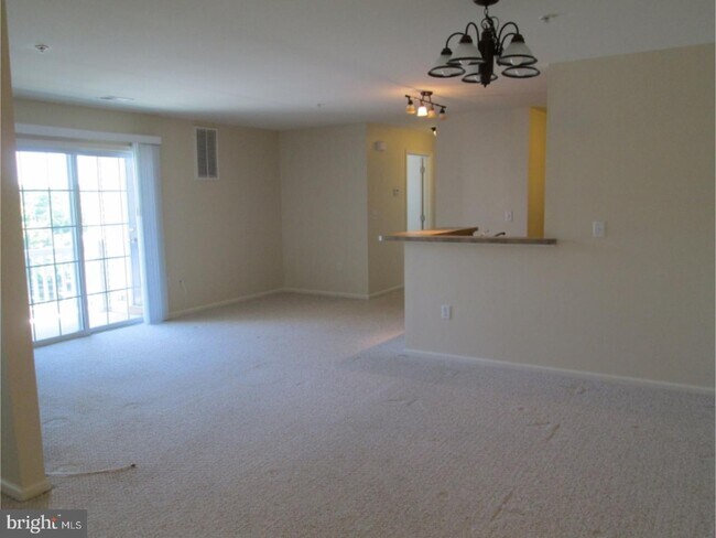 Building Photo - 86 Highbridge Ln
