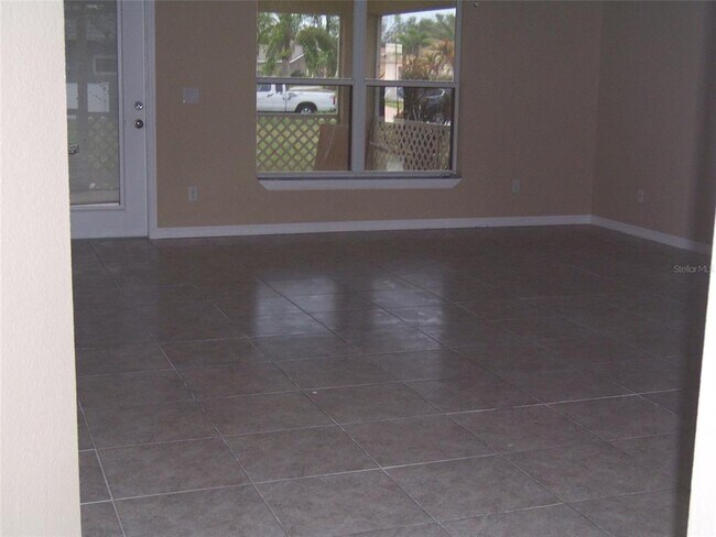 Foto del edificio - 2317 Nuremberg Blvd