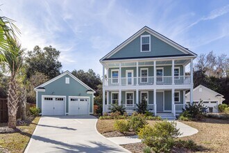 Building Photo - 1213 Captain Rivers Dr
