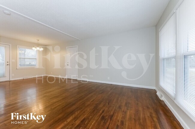 Foto del edificio - 210 Berry Ave