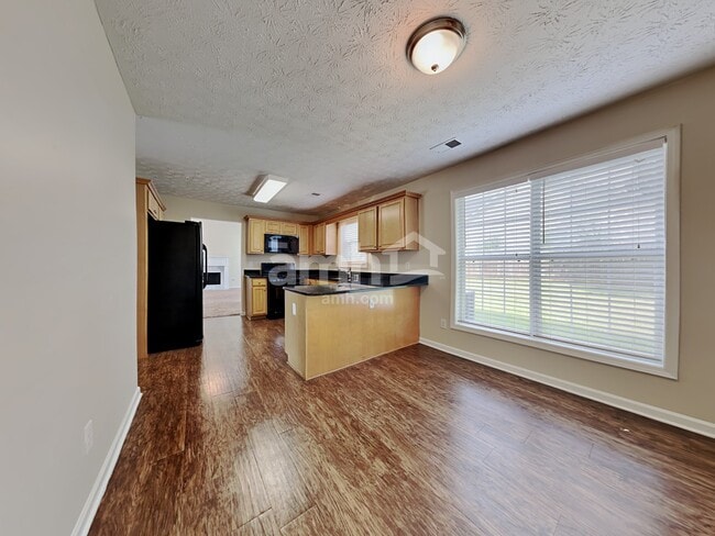 Foto del edificio - 3470 Morandis Ct NW