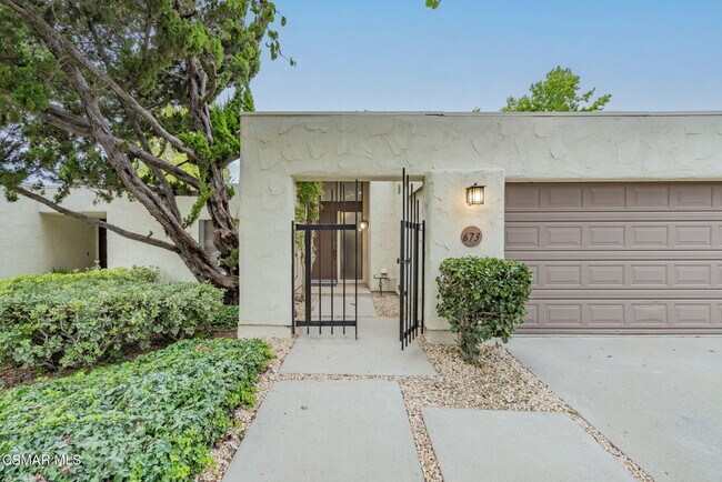 Foto del edificio - 673 Woodlawn Dr