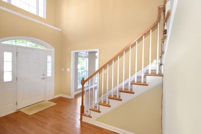 Building Photo - 1428 Bedlington Dr NW