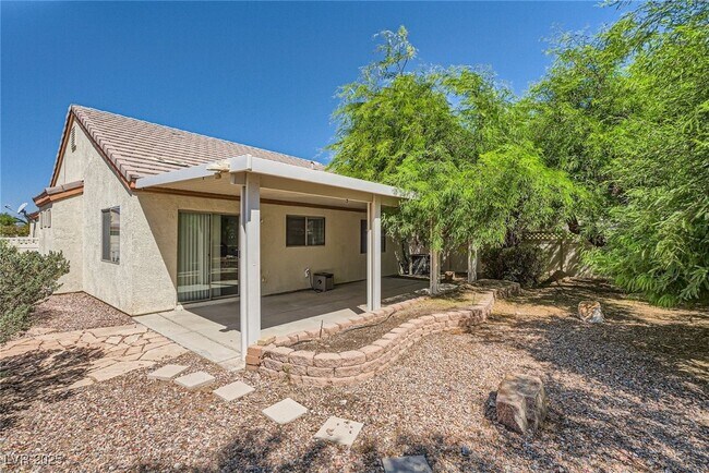 Foto del edificio - 5716 Blizzard Breeze St