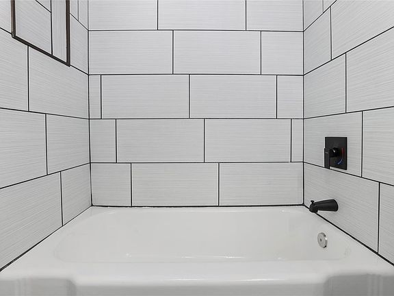 Foto del edificio - 3476 High Vista Dr