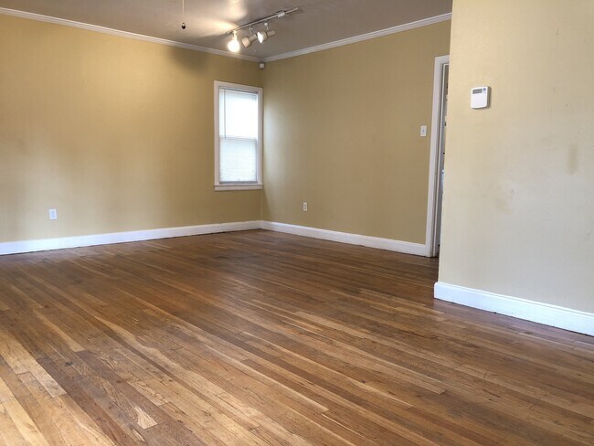 Building Photo - Move In Special!!! First Full Month Free!!!