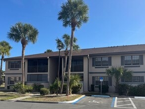 Building Photo - 19505 Quesada Ave