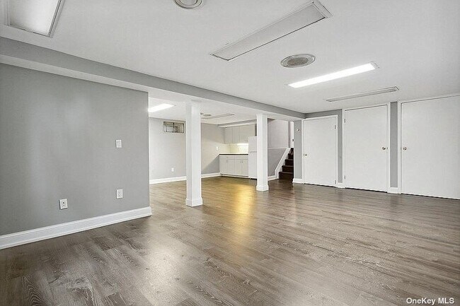 Foto del edificio - 68 Parkway Dr