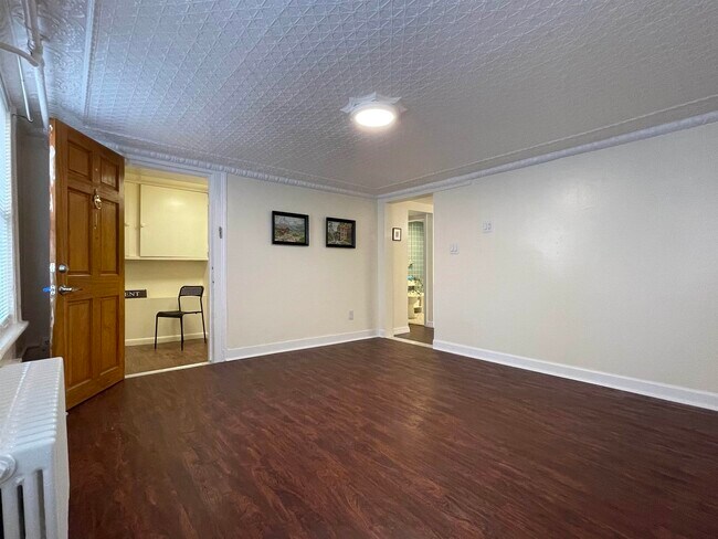 Foto del edificio - 219 Ogden Ave.