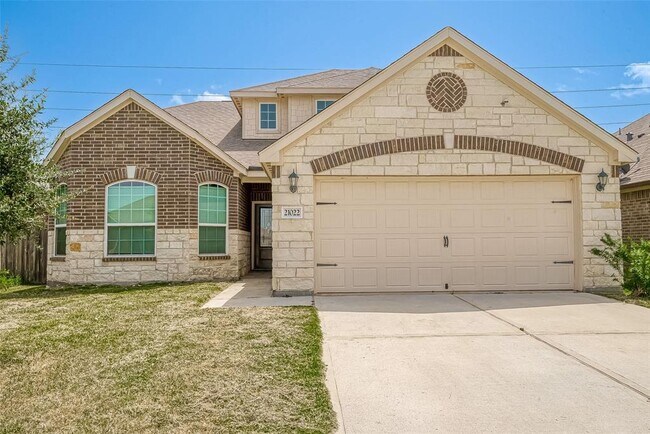 Building Photo - 21022 Echo Manor Dr