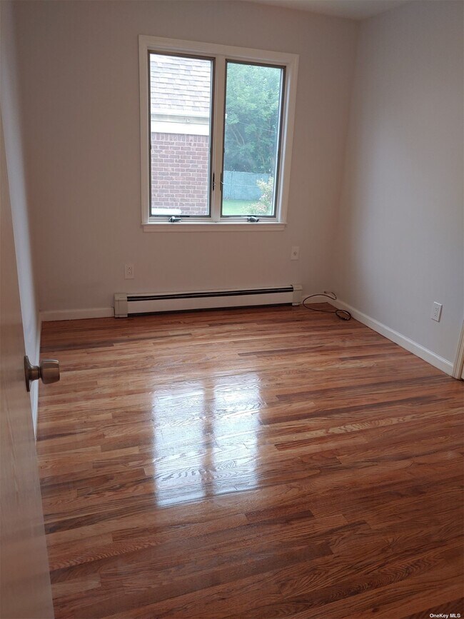 8112 Commonwealth Blvd, Queens, NY 11426 House Rental in Queens, NY