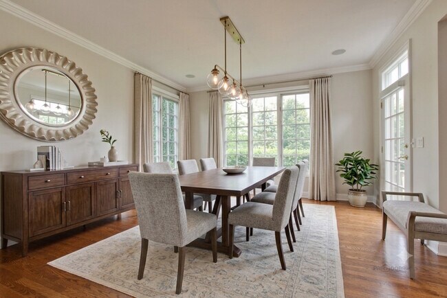 Foto del edificio - 655 S Buckingham Ct
