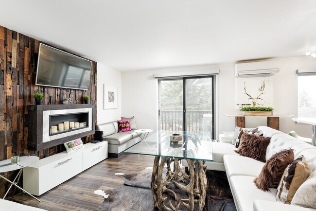 Foto del edificio - 425 Park Cir