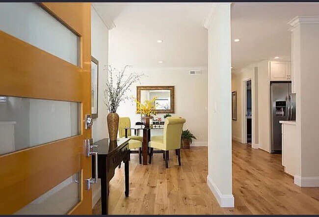 Foto del edificio - 3576 Franklin Ave