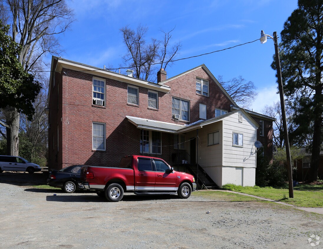 Building Photo - 311 W Trinity Ave