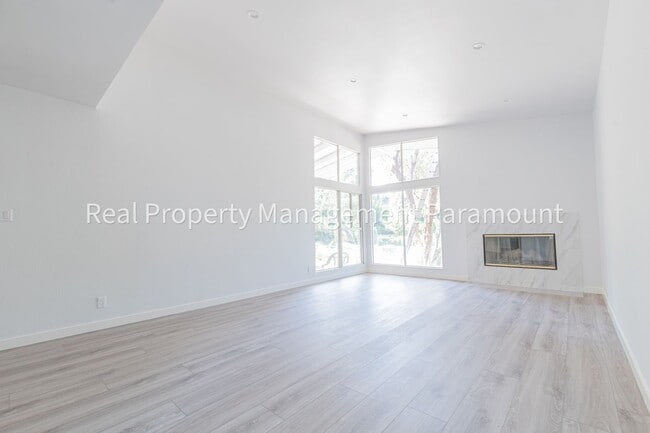 Building Photo - 17314 Bircher St