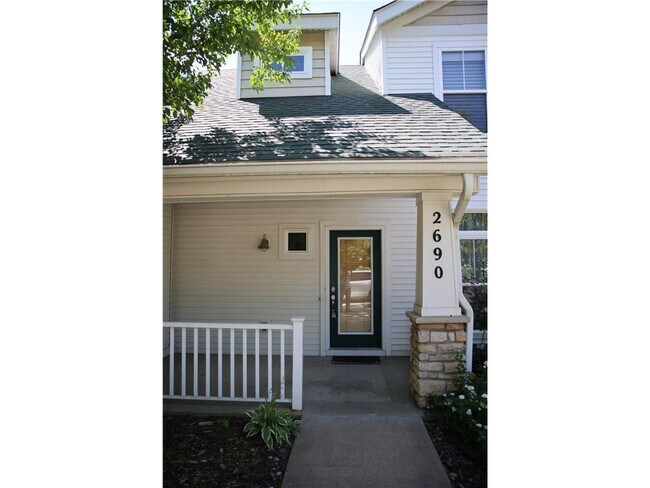 Foto del edificio - 2690 Pinkspire Ln E