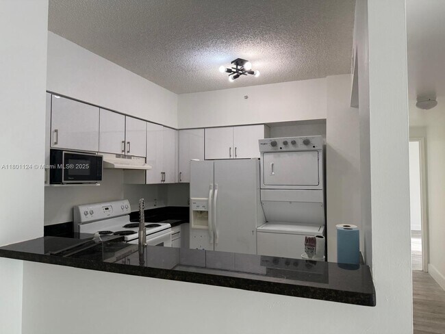Foto del edificio - 5091 NW 7th St