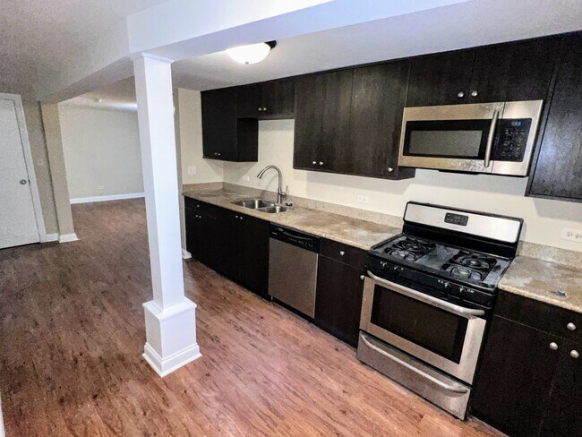 Foto del edificio - 7177 W Belden Ave
