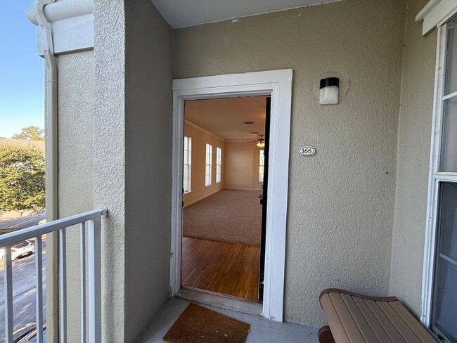 Foto del edificio - Bright & Comfortable 1-Bedroom Apartment i...