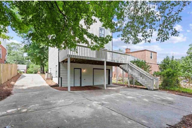 Photo - 2299 Boulevard Granada SW (Atlanta, GA) House