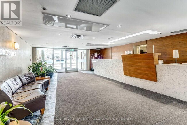 Photo du bâtiment - 650-650 Queens Quay W