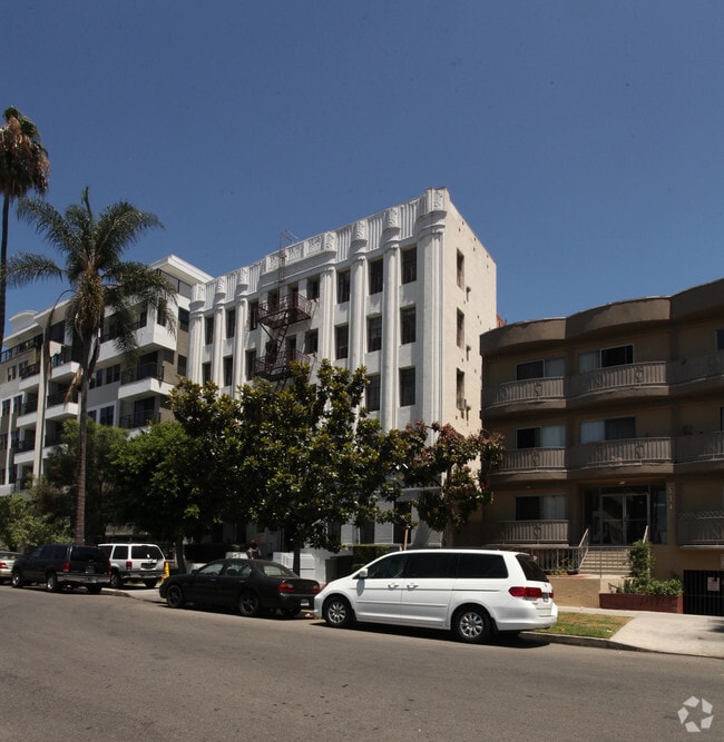 The Kingsley Apartments Los Angeles, CA