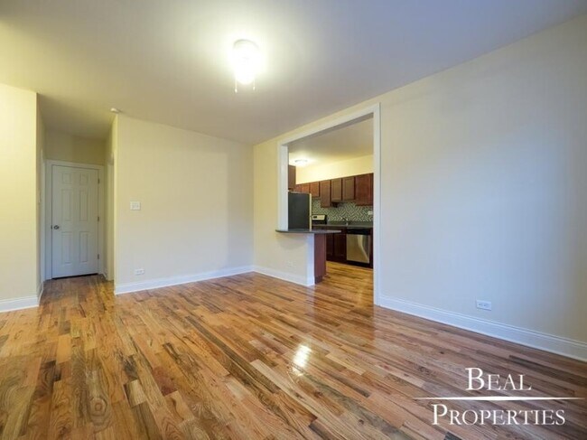 Foto del edificio - 1 bedroom in CHICAGO IL 60657