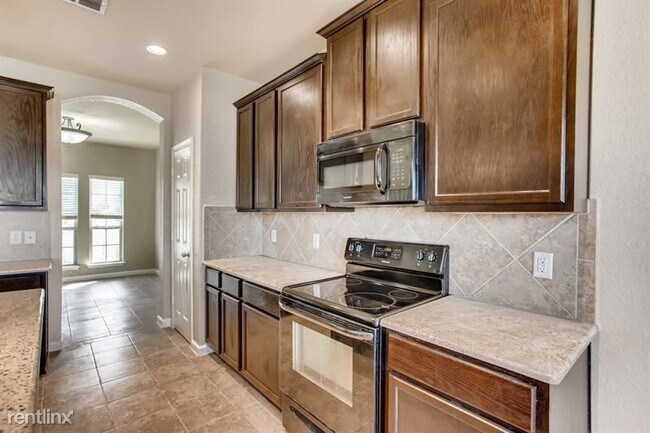 Building Photo - 4 br, 3 bath House - 721 Great Cloud Dr