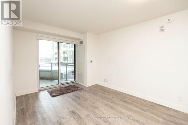 Building Photo - 58 Lakeside Ter