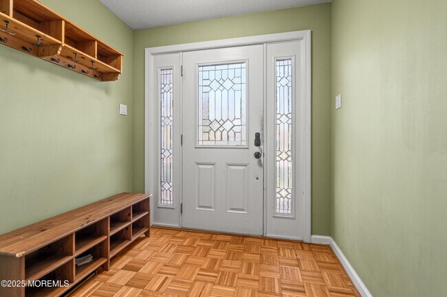 Foto del edificio - 72 Whalepond Rd