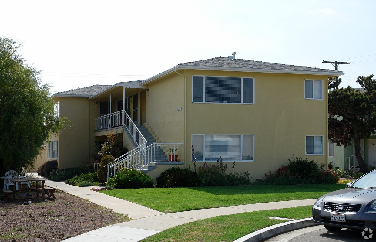Primary Photo - Kona Apartments